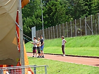 Aufstellen Festhütte für Turnerchilbi