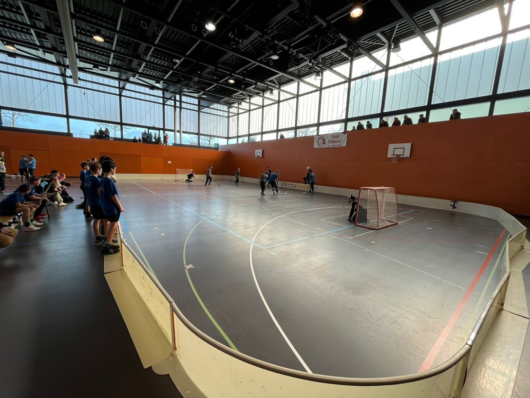 Unihockeyturnier_Jugi_1_copy.jpg